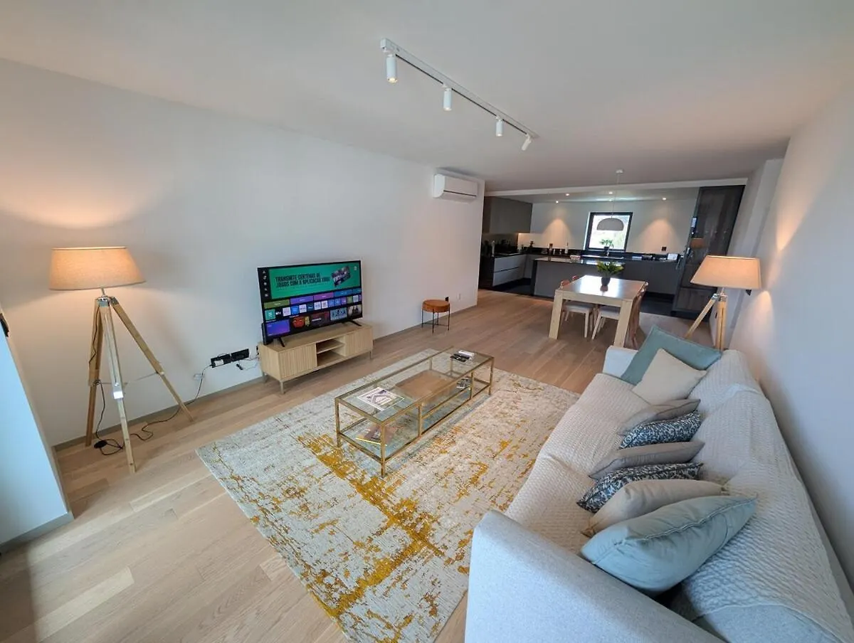 Sky-High Elegance Top-Floor Views Of City, Ocean & Sunrise Funchal  Portugal